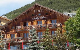 Alp'azur Alpe Dʼhuez 3*
